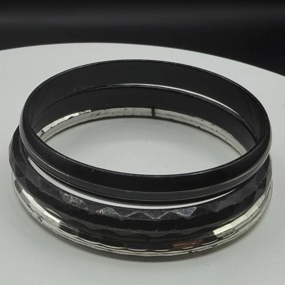 Black Silver Tone Bangle Bracelet Set of 3 Faceted Stackable Chunky Gothic Y2K